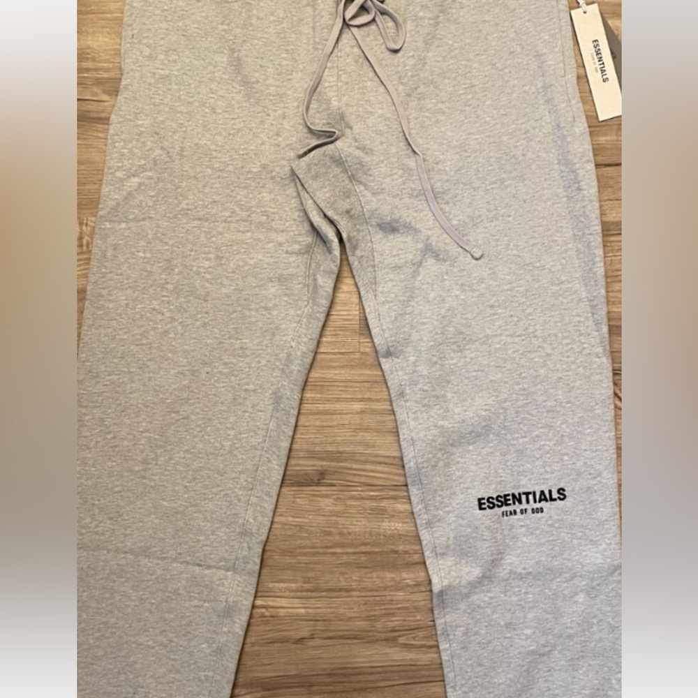 Essentials Fear of God Sweatpants in dark oatmeal